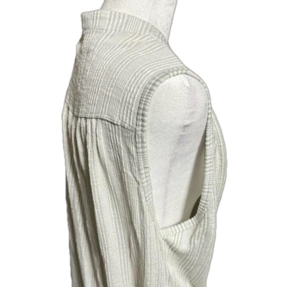 French Laundry Be In The Moment Front Tie Tank Blouse Rayon Blend Plus Women 1X - Picture 4 of 14